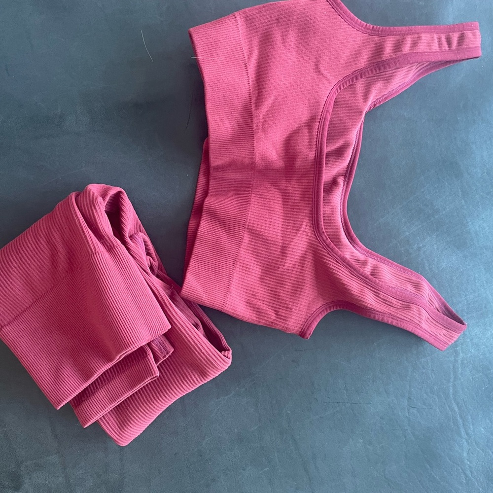 Matching ribbed set - Picture 3 of 4